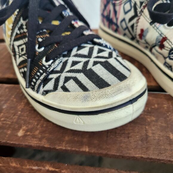 KEEN Elsa IV Aztec Women's 6.5 Canvas Low Top Shoes Casual Sneakers Lite Western - Picture 4 of 12